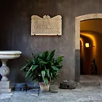 Casa La Carrubbazza Otel 2*